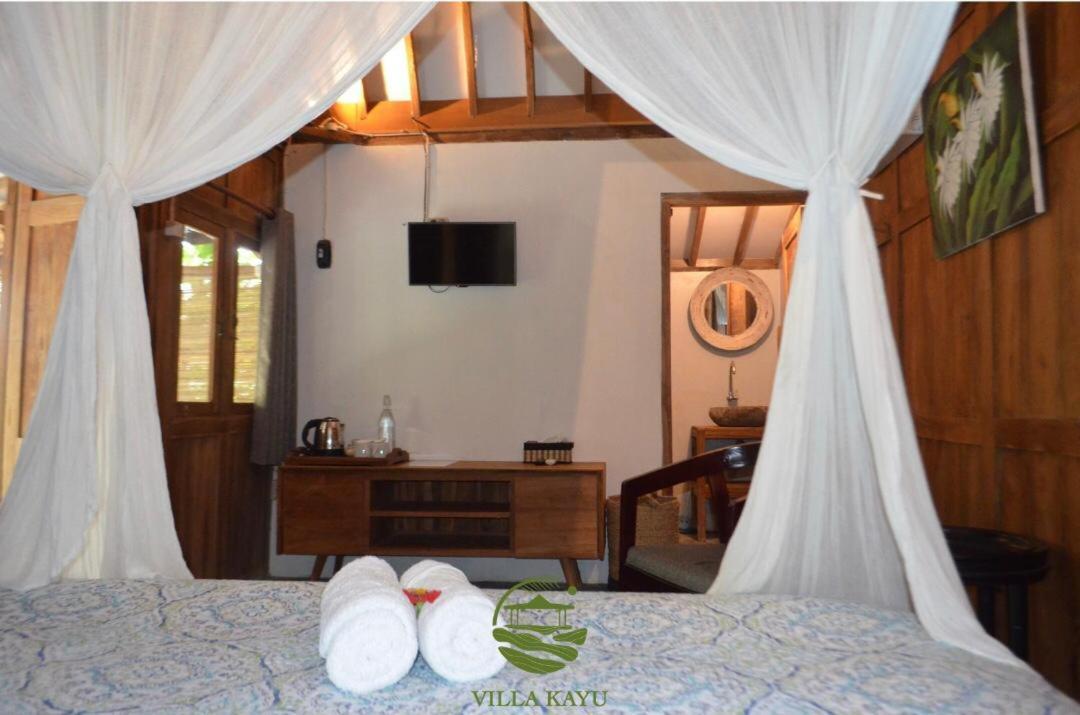 Villa Kayu Джокякарта Екстериор снимка