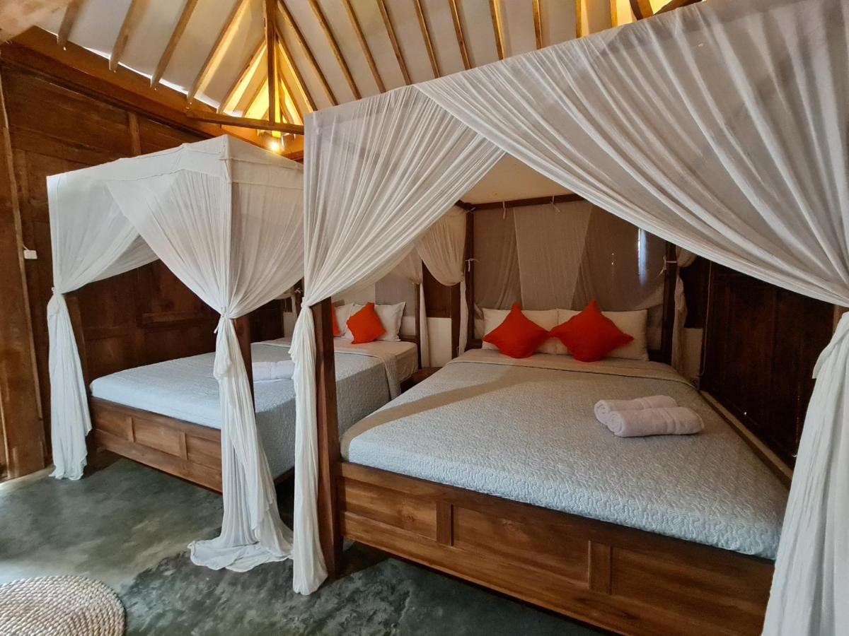 Villa Kayu Джокякарта Екстериор снимка